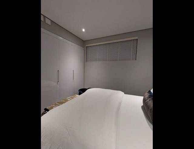 2 BEDROOM APARTMENT FOR SALE IN UMHLANGA ROCKS